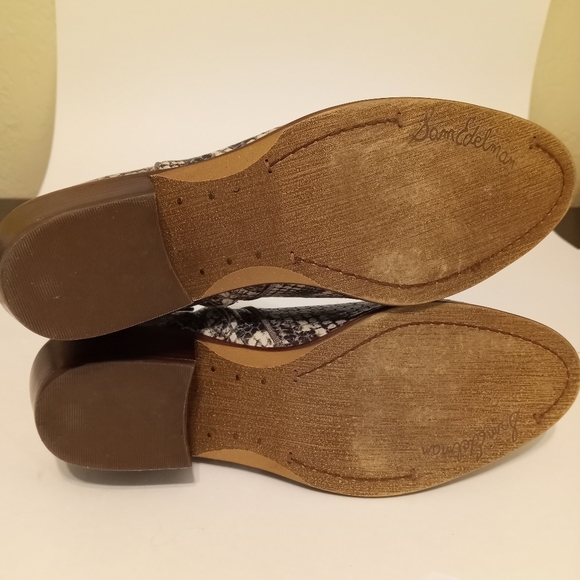 SAM EDELMAN Petty Snake Skin Ankle Booties in 7.5 Excellent Condition - Picture 10 of 10